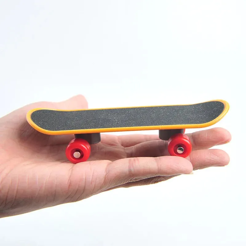 1 PC Parrot Training Skateboard Bird Supplies Skates Lovebird Canaries Perch for Parrots For Birds Calopsita Birds Accessories