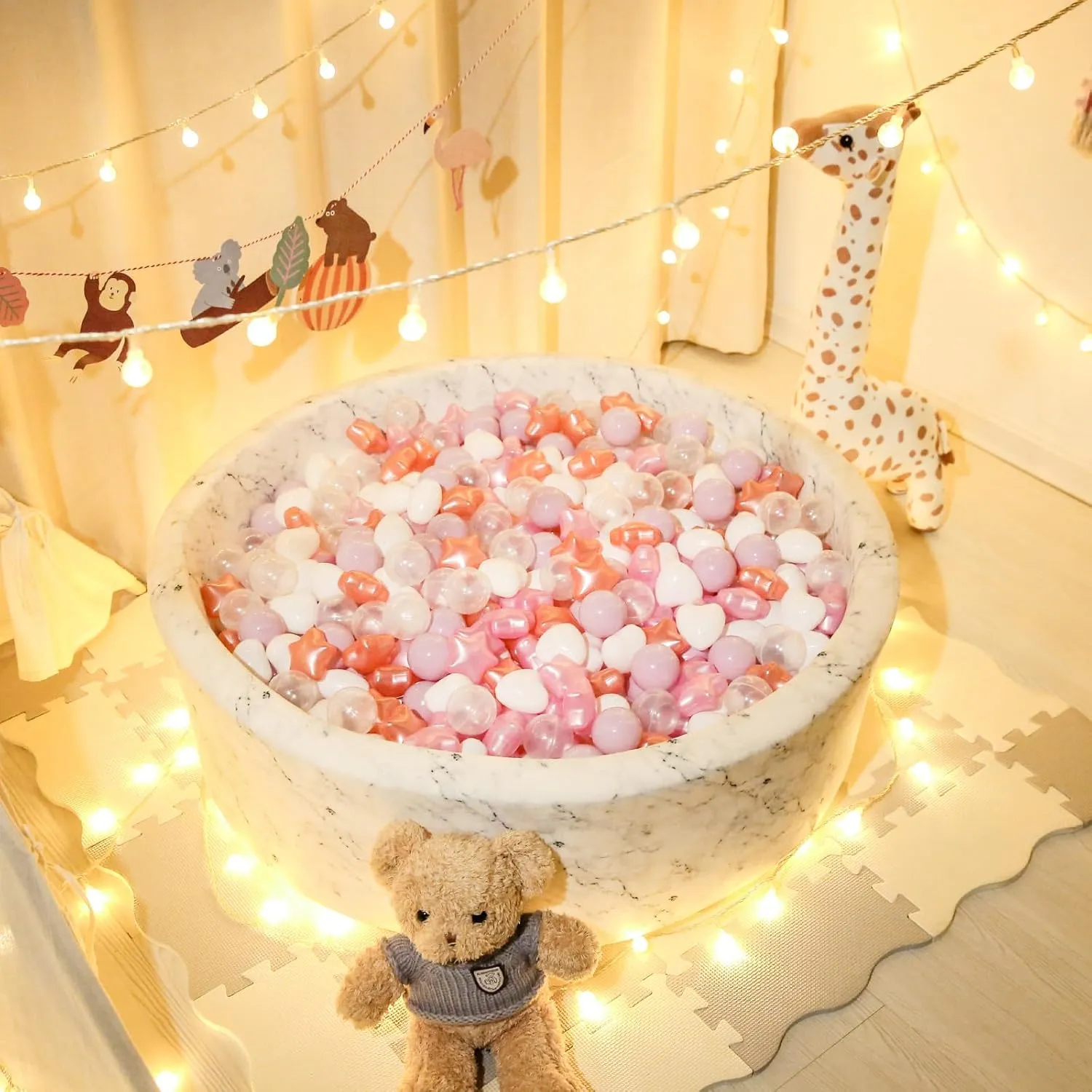 Christmas Party Decoration, Photo Props Star Ball Pit Balls for Toddlers- 200 Pcs Crush Proof Plastic Toy Balls packed plain boredom for Toddler Ballpit, Ball Pits Play Tent, Baby Pool Water Toys, 