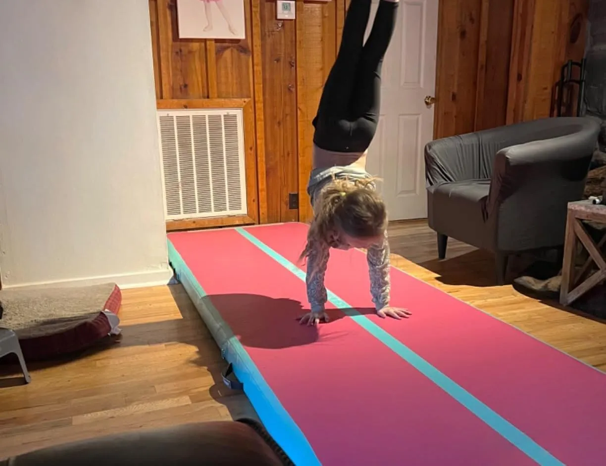 Gymnastics Mat 6.6/10/13/16/20 ft Sturdy Inflatable Tumble Track for Home/Gym VOFiTNY All northward snail Purpose 
