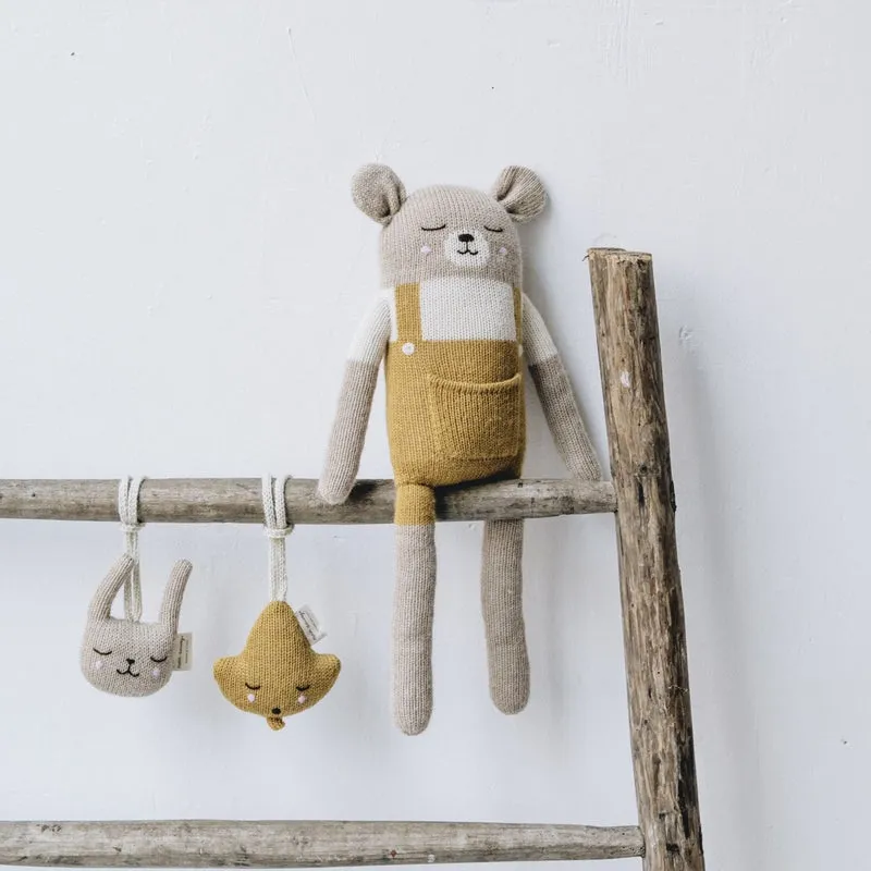 Main Sauvage  Knitted cuddly toy 'Big Teddy' Ocher Overall