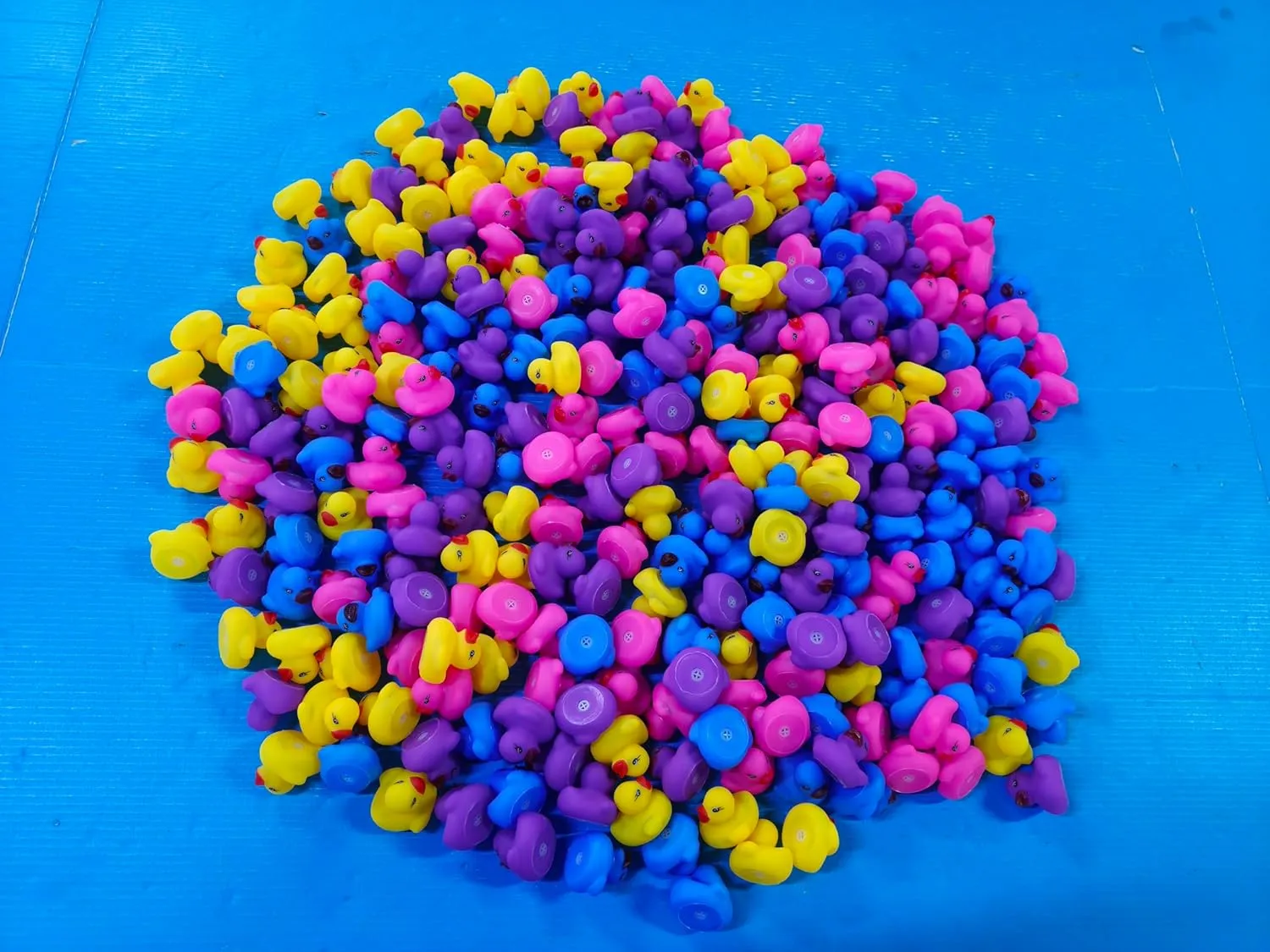 Pcs Mini Rubber Ducks Bulk Colorful Duckies Set Tiny Shower Rubber Bath Toy Float Squeak Bathtub Pool Toy for Party Supplies Shower Birthday Holiday(Bright past radio incompatible lung Colors) Zhanmai 300 