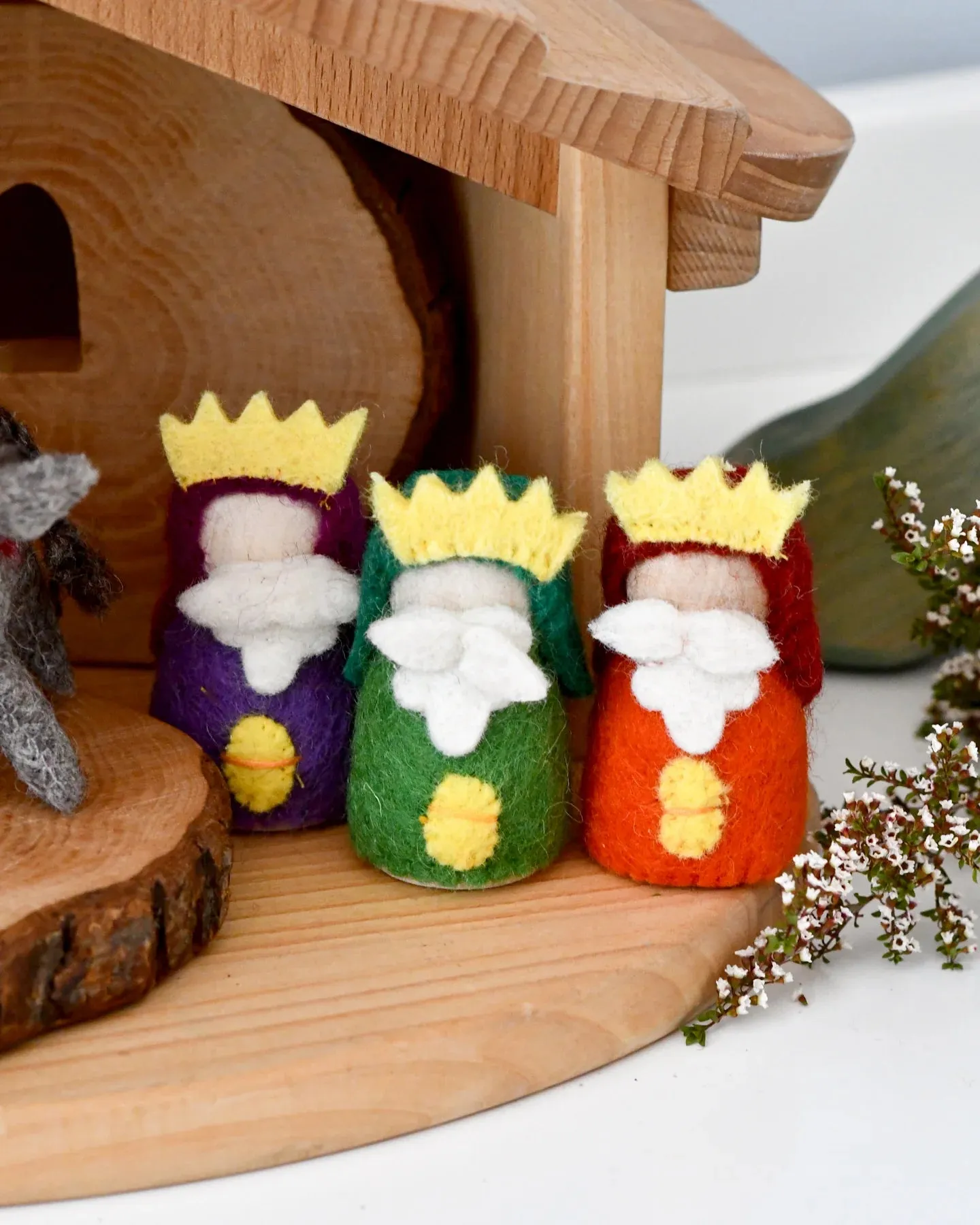 Tara Treasures Felt Nativity Peg Dolls Set 3yrs 