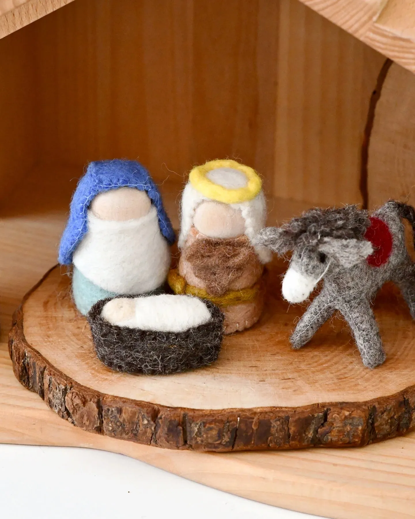 Tara Treasures Felt Nativity Peg Dolls Set 3yrs 